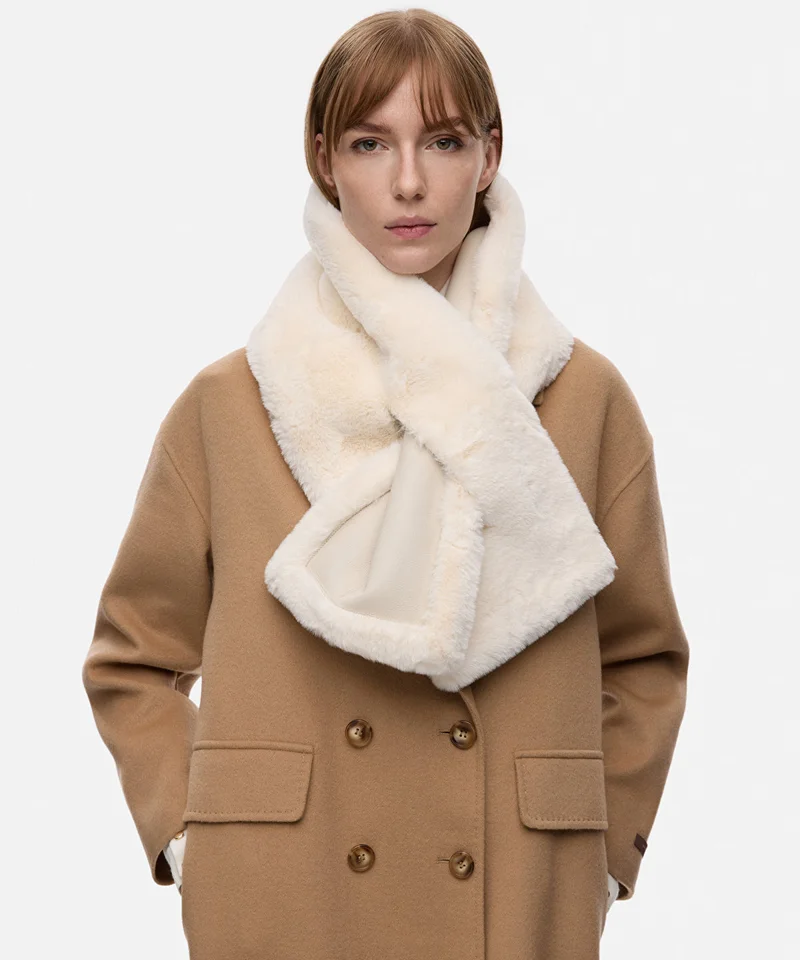 ابيكول Pull Through Faux Fur Scarf